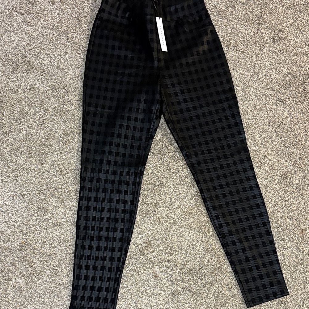 Sanctuary Charcoal Checkered Leggings